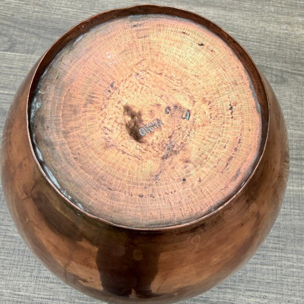 Vintage Hand Hammered Copper Brass Two Handle Vase Jardiniere 7" Made in China - Picture 5 of 7